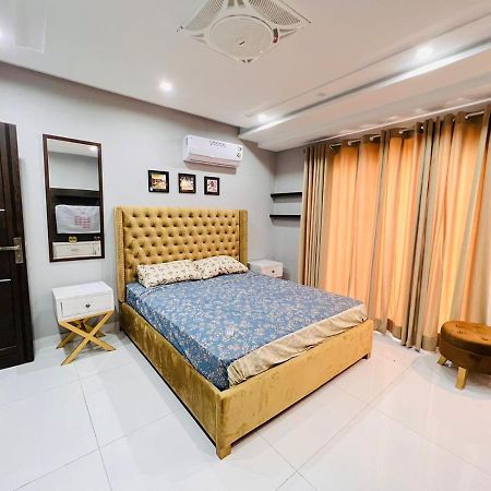 Eiffel Luxury Apartments Λαχόρη Εξωτερικό φωτογραφία