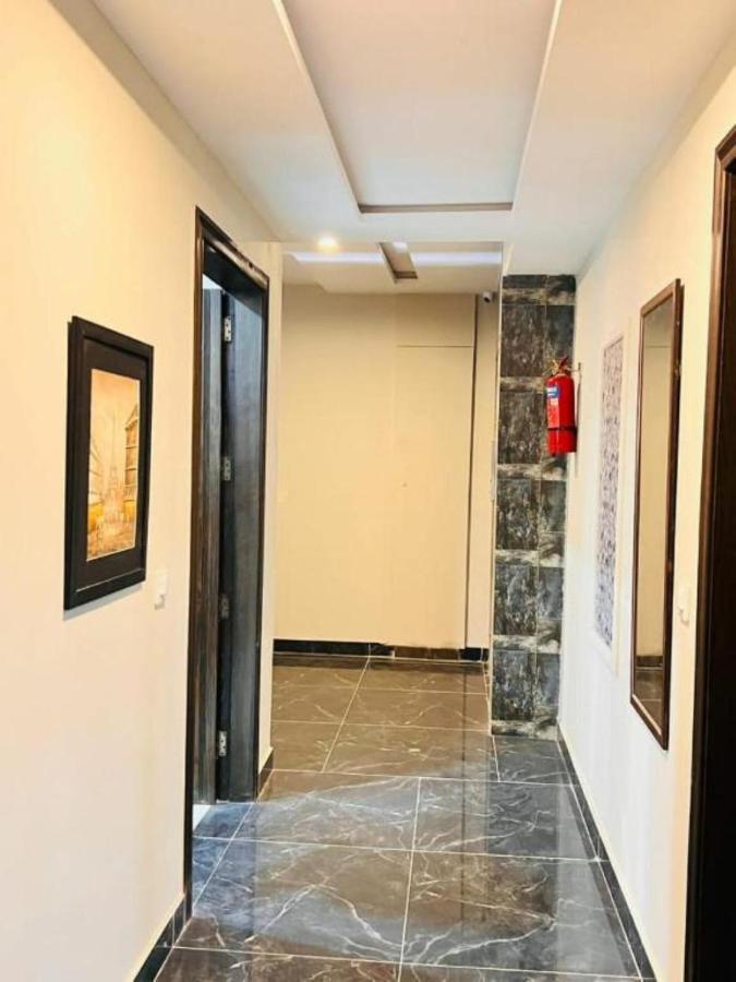 Eiffel Luxury Apartments Λαχόρη Εξωτερικό φωτογραφία