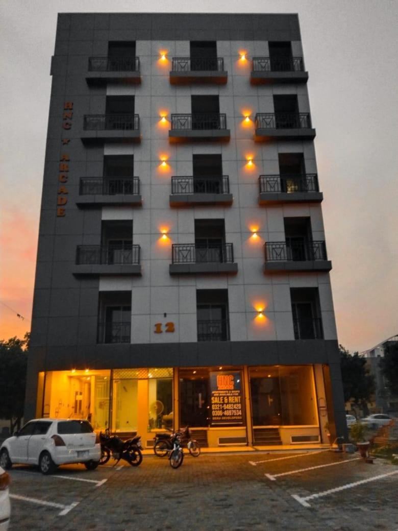 Eiffel Luxury Apartments Λαχόρη Εξωτερικό φωτογραφία